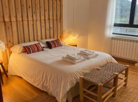 Casa Montaña de Riaño y Picos de Europa II, Hotel in Riaño