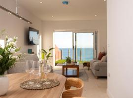 Cirrhata, hotel din Torpoint