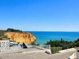 CASINHA DE BENAGIL - Beach & Sea View, hotel di Lagoa