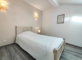 Charmant T4 entre terre et mer, hotelli kohteessa Bages