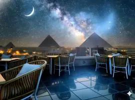 Pyramids Golden hut Inn