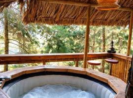 OMGHAT Glamping, Hotel in El Peñol
