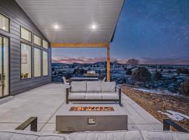 The Cliffs - Bryce Canyon-Zion- Hot Tub- Family Home Sleeps 10, hotell i Hatch