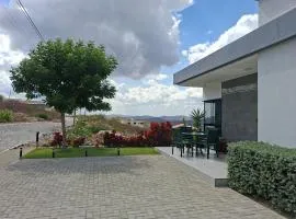 Casa Vista Bela em Bezerros 4 qts com ar 10 pessoas