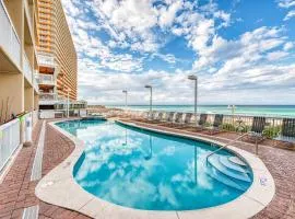 Gulf Front condo with Pools Beach access and Gym