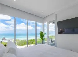 Luxury 2BS Oceanfront Condo at The Reef