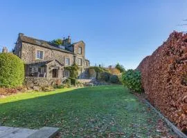 5 Bed in Grassington oc-e30404