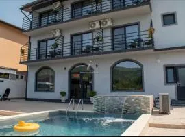 Pensiunea MALA House