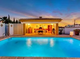 Villa-Private Pool-Central-Quesada