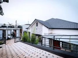 IKORO HOUSE Rebero