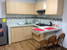 Mini centrica suite privada con todo incluido, hotel en Loja