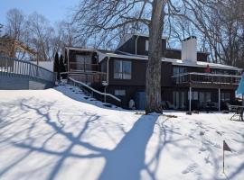 Lake Front Oasis, hotel v destinaci Newton