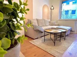 Zentral und ruhig - Modernes Apartment mit Balkon