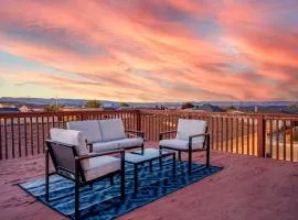 Haven in the Canyons - King Bed-Hot Tub-Boat Space