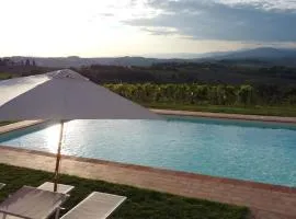 Rural ground-floor home with pool