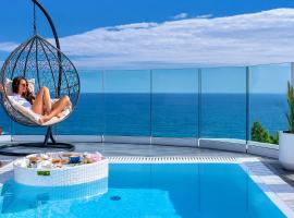 Panorama Suites & Spa - Adults Only, hôtel à Stomio