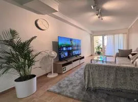 Garden BBQ & Walk to Beach 10min-Sesimbra