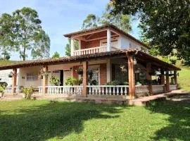 Casa Origen Farmhouse near Medellín Airport