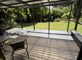 Central Glenview gully stay