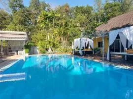 Loma Resort