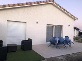 Gite de l'union 2, viešbutis mieste LʼUnion