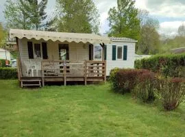 Mobil-home avec terrasse - 4 pers. - API-1-52-2026