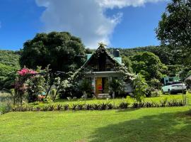 Dreamvilles Ecovillage Eco Villas with Jacuzzi near Beaches, hotel a Las Galeras