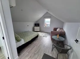 Great Warm Studio Unit