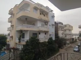 Apart Center West Bank