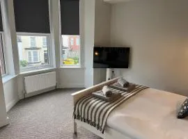 Comfortable 2 Bed Stay - Ideal for Families & Contractors