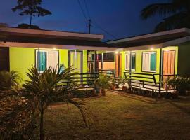 Charlyn Guesthouse, khách sạn ở Lalao