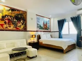 Caro Hotel