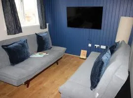 Cornerhouse Apartments 4 Sleeps 5