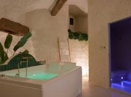 Les Voûtes - Loveroom Suite Spa Balnéo & Hammam Privatifs Atypique