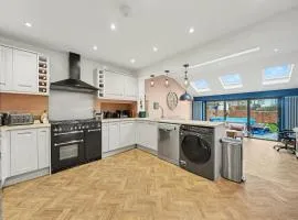 Finest Retreats - Twickers Townhouse