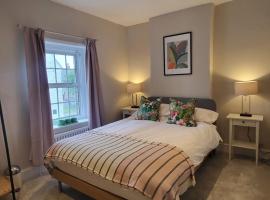 Olney में, होटल Cosy Cottage, 5 minute walk into Olney