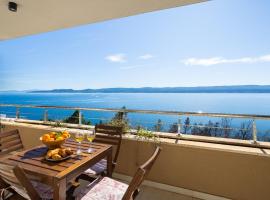 Villa Jolara With Heated Pool - Deluxe Suite 13, отель в Мимице