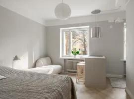 Remontoitu yksiö lähellä Helsingin keskustaa