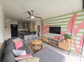 Groundfloor, central to all your beachside bliss!