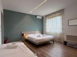 Cozy Apartments and Rooms