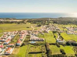 Between Sesimbra & Meco with Ocean View - No Parties Allowed