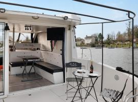 Bateau Elvis, hotel a Sablé-sur-Sarthe