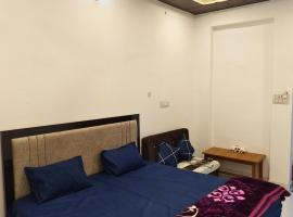 Hotel Sk palace, hotel i Rāe Bareli