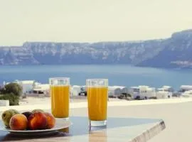 Aelia Suites Akrotiri