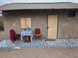 Batokunku Paradise Beach Bar & Grill, cottage 3, Hotel in Brufut