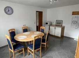 Ferienwohnung am Meerbach - Terrasse &Natur in Nienburg