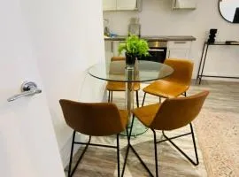 Stylish Town Centre 2 double bedroom apartment