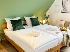 stylische Unterkunft für Firmen und Gruppen- Herzlich willkommen -Einzelbetten,Nahe Ulm, 3 Schlafzimmer, hotel v destinácii Blaustein