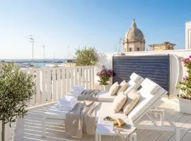 Marchesa - 2 Bedrooms, Terrace & Bath Tub in Center