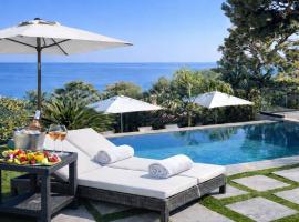 Villa EZE Vue Mer Panoramique à 10 minutes de Monaco – hotel w mieście Èze